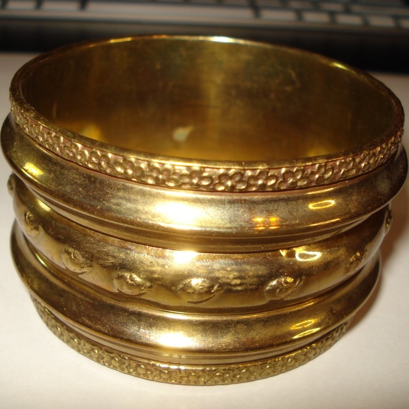 Carol For Eva Graham Brass Bangle Bracelet  India - Picture 3 of 4